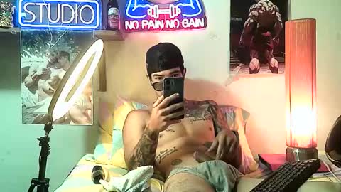 Snapshot of yeisoncastellanos1999 chatting on 11-18-25, 06:34 yeisoncastellanos1999 online show from 11-18-25, 06:34