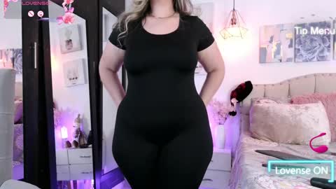 yellow_lily online show from 12-04-24, 02:26