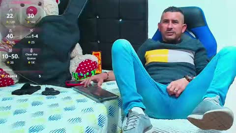 Snapshot of yeol_king chatting on 09-18-25, 07:05 Yeol online show from 09-18-25, 07:05