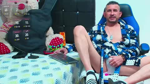 Snapshot of yeol_king chatting on 09-21-25, 06:53 Yeol online show from 09-21-25, 06:53