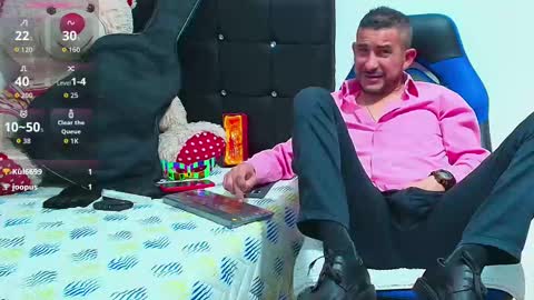 Snapshot of yeol_king chatting on 09-29-25, 06:57 Yeol online show from 09-29-25, 06:57