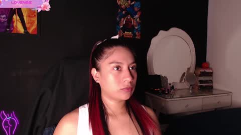 Snapshot of yes2802 chatting on 02-18-25, 02:27 Yesi online show from 02-18-25, 02:27