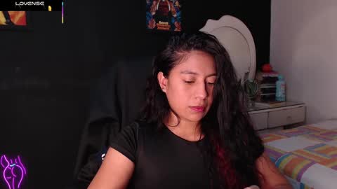 Snapshot of yes2802 chatting on 03-01-25, 05:38 Yesi online show from 03-01-25, 05:38