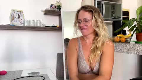 Zlata online show from 02-06-25, 08:34