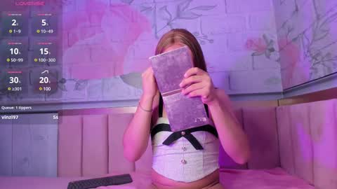 Snapshot of yess__daddy chatting on 02-18-25, 01:11 yess__daddy online show from 02-18-25, 01:11