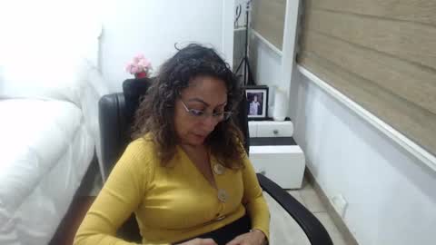 jessy online show from 10-12-25, 04:11