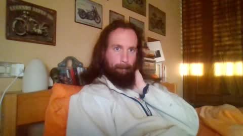 Snapshot of yeti_92 chatting on 01-11-25, 03:31 yeti_92 online show from 01-11-25, 03:31