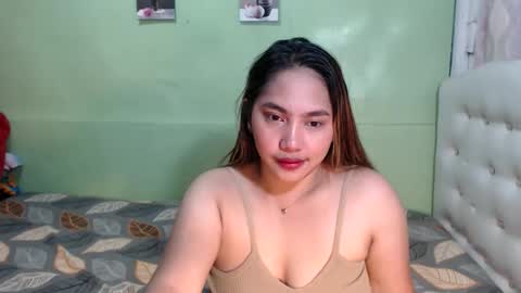 yhang_slut online show from 09-15-25, 05:18