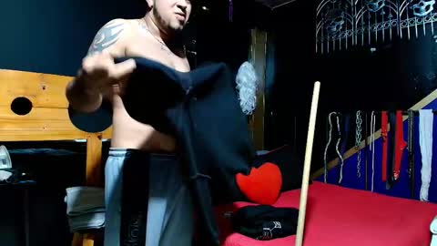 Snapshot of yingandyangg chatting on 02-18-26, 05:53 yingandyangg online show from 02-18-26, 05:53