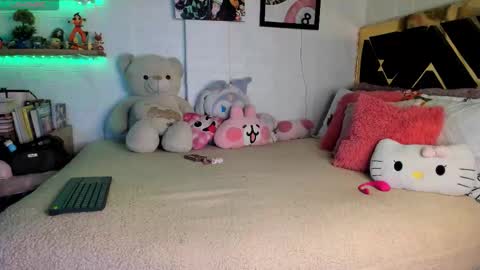 lucy online show from 10-06-25, 08:34