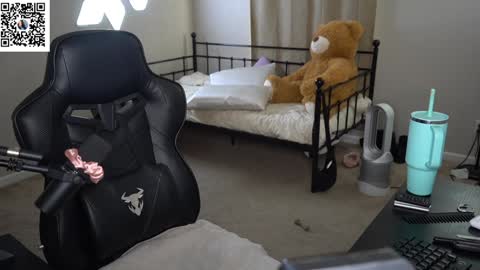 Palmela Handerson online show from 01-17-25, 08:55