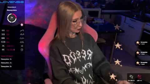     online show from 02-02-25, 01:45