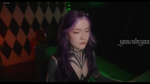 ynnenbrynn online show from 05-26-26, 07:15