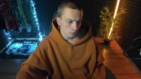 You can ask my name in pm online show from 11-10-25, 04:50