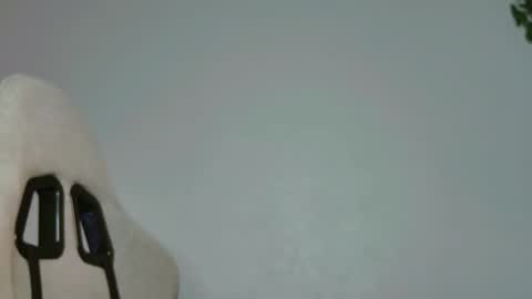 yoka_paradoxxx online show from 11-13-25, 05:17