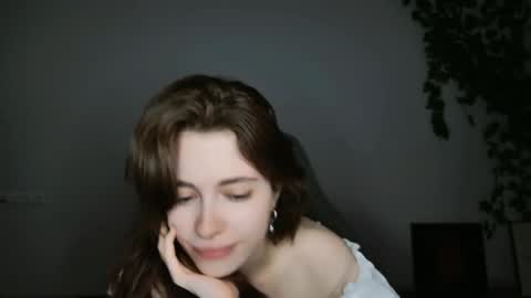 yoka_paradoxxx online show from 11-20-25, 05:18