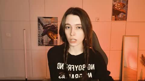 Snapshot of yoka_paradoxxx chatting on 01-13-26, 09:03 yoka_paradoxxx online show from 01-13-26, 09:03