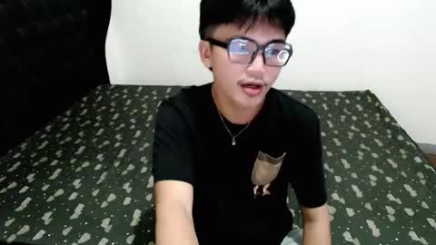Snapshot of yokai24 chatting on 05-20-26, 10:49 yokaii online show from 05-20-26, 10:49