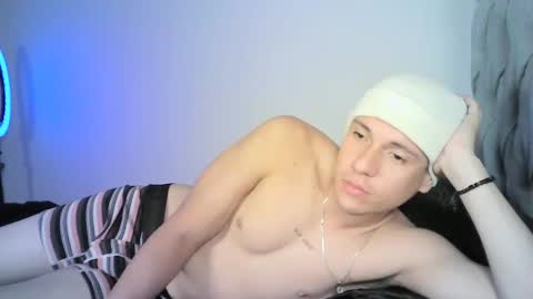 Yonat online show from 10-22-25, 11:37