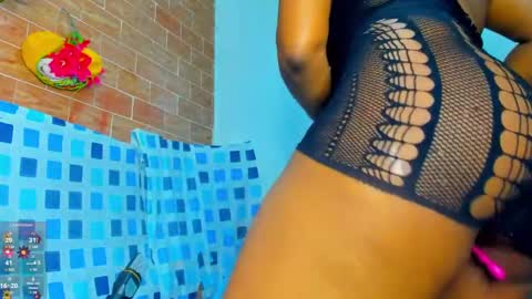 Snapshot of yonnsol_avril chatting on 02-23-25, 04:02 yonnsol_avril online show from 02-23-25, 04:02