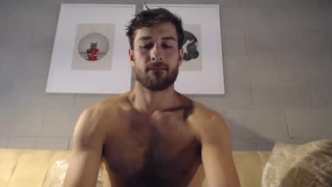 Yoooups online show from 11-02-25, 09:39