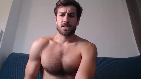 Yoooups online show from 11-22-25, 02:16