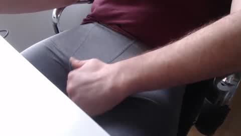 yorkiemanuk online show from 03-01-26, 03:47