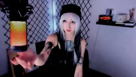 Snapshot of yoshino_san chatting on 06-12-26, 11:03 you can call me Andy or yoshi 3 online show from 06-12-26, 11:03