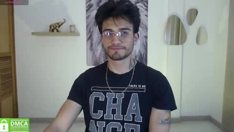 yoshy_man online show from 01-08-25, 06:20