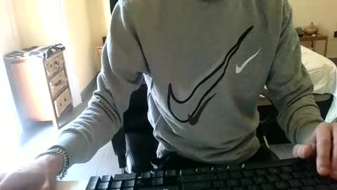 Snapshot of yosoyplex91 chatting on 02-26-25, 02:46 AlexBlack online show from 02-26-25, 02:46