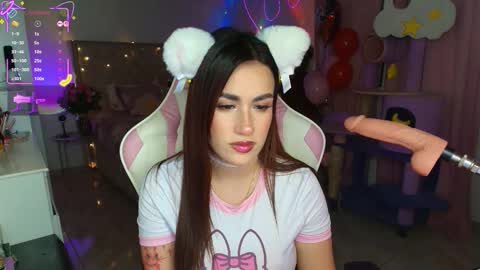 Ana online show from 11-21-25, 03:38