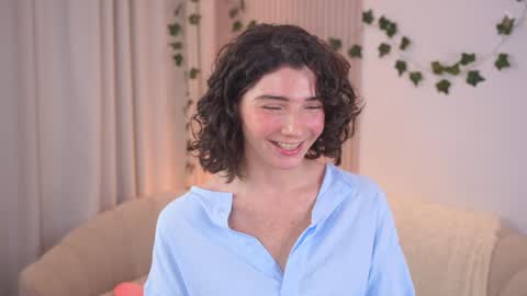 Elizabeth brunette -- Darline blonde  online show from 12-07-24, 07:05