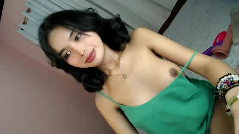 Snapshot of yougotelise69 chatting on 12-09-24, 10:22 HAPPY BIRTHDAY TO ME online show from 12-09-24, 10:22