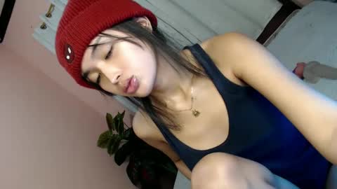 Snapshot of yougotelise69 chatting on 01-13-25, 09:08 HAPPY BIRTHDAY TO ME online show from 01-13-25, 09:08