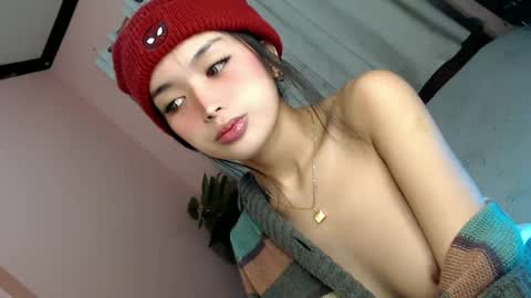 Snapshot of yougotelise69 chatting on 01-23-25, 06:39 HAPPY BIRTHDAY TO ME online show from 01-23-25, 06:39