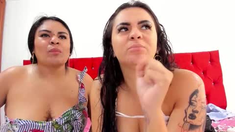  Annie  Elizabeth online show from 11-12-25, 02:28