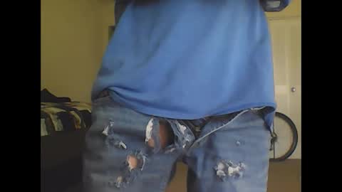 Snapshot of youneverknowimight2 chatting on 12-04-24, 07:12 kindahorny online show from 12-04-24, 07:12