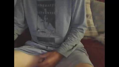 Snapshot of youneverknowimight2 chatting on 10-17-25, 10:34 kindahorny online show from 10-17-25, 10:34