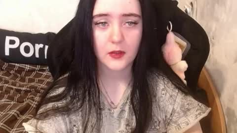 your_8a8y online show from 10-22-25, 10:59