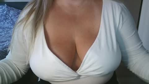 Maria Love online show from 02-06-26, 08:51