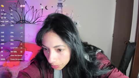 Snapshot of your_beck chatting on 11-25-25, 09:04 mia3 online show from 11-25-25, 09:04