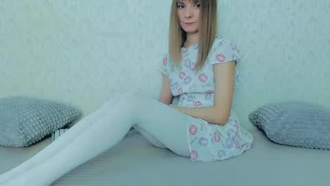 Lily online show from 03-03-25, 05:53