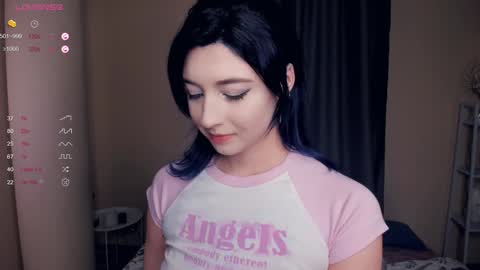 Lina online show from 02-01-25, 12:47