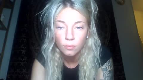your_fav1 online show from 10-16-25, 02:23