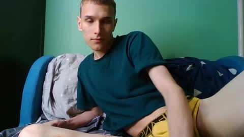 Snapshot of your_honeyy chatting on 05-29-26, 06:06 Mark online show from 05-29-26, 06:06