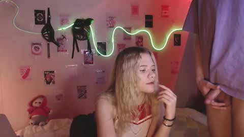 Your Horny Friends online show from 10-28-25, 05:26