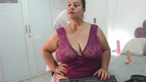 your_lady_milf online show from 02-06-25, 04:14