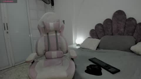 your_lady_milf online show from 02-20-25, 07:08