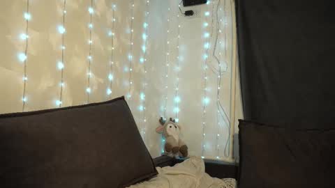 Meri  online show from 03-21-26, 08:56