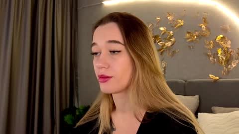 Jessica Loyd online show from 01-25-25, 02:58